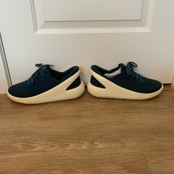 Kizik Roamer Slip On Tidepool Hand-Free Sneakers Size (M: 10.5 /W: 12) - Picture 2 of 8